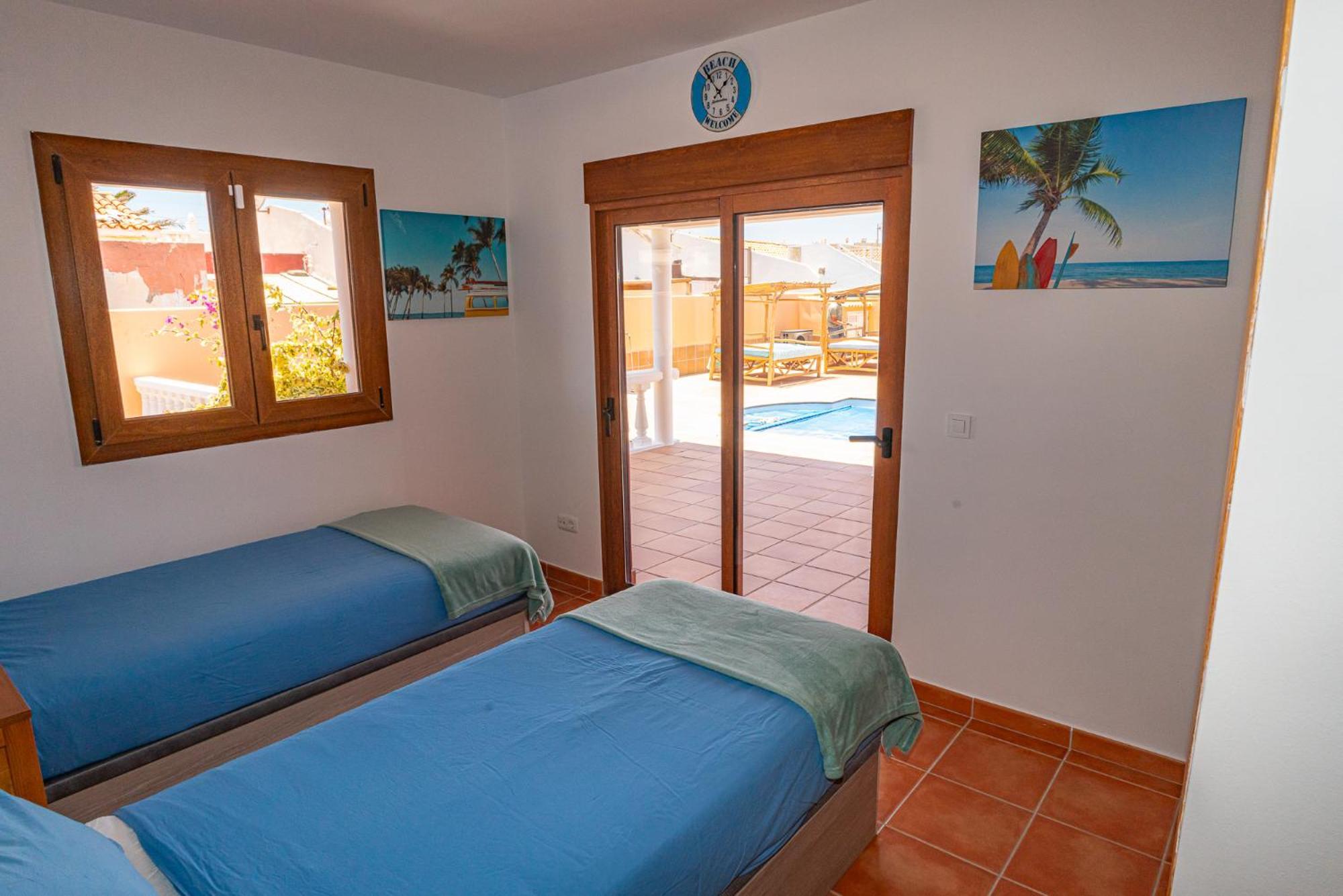 Villa Oceana - Cliffside Retreat Costa De Antigua Kültér fotó