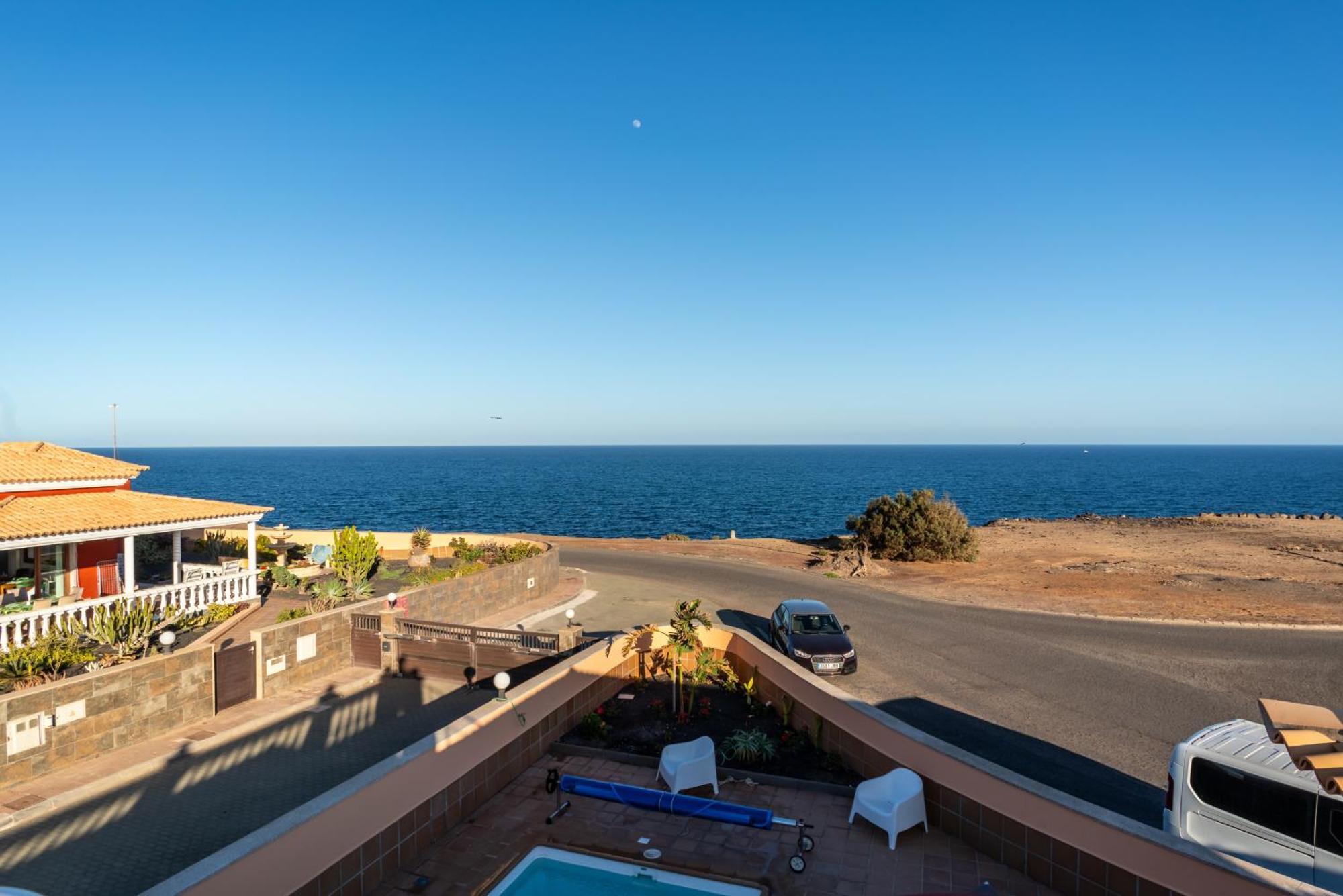 Villa Oceana - Cliffside Retreat Costa De Antigua Kültér fotó
